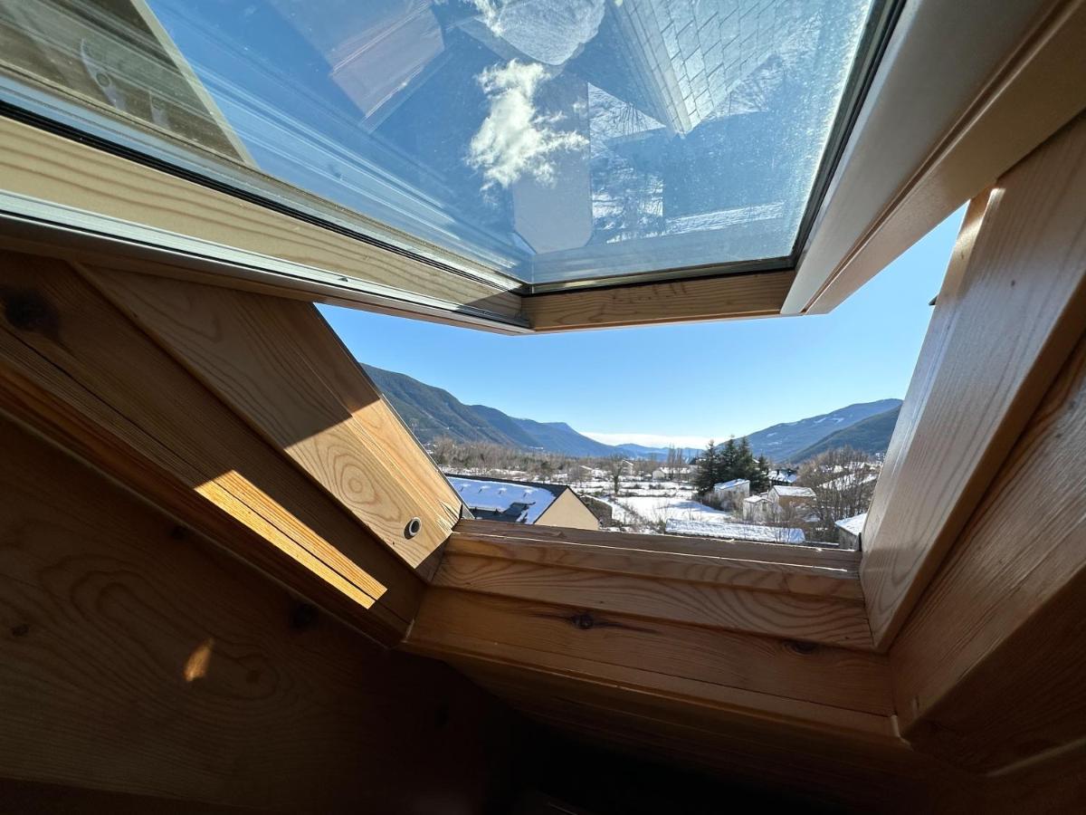 Ferienwohnung Acogedor Atico Duplex En El Centro En Biescas/4Pax Exterior foto