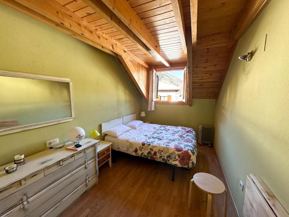 Ferienwohnung Acogedor Atico Duplex En El Centro En Biescas/4Pax Exterior foto